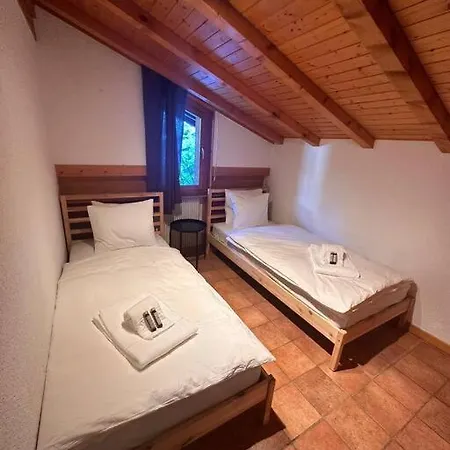 Apartment 5 Ch. Ski-in/out Verbier